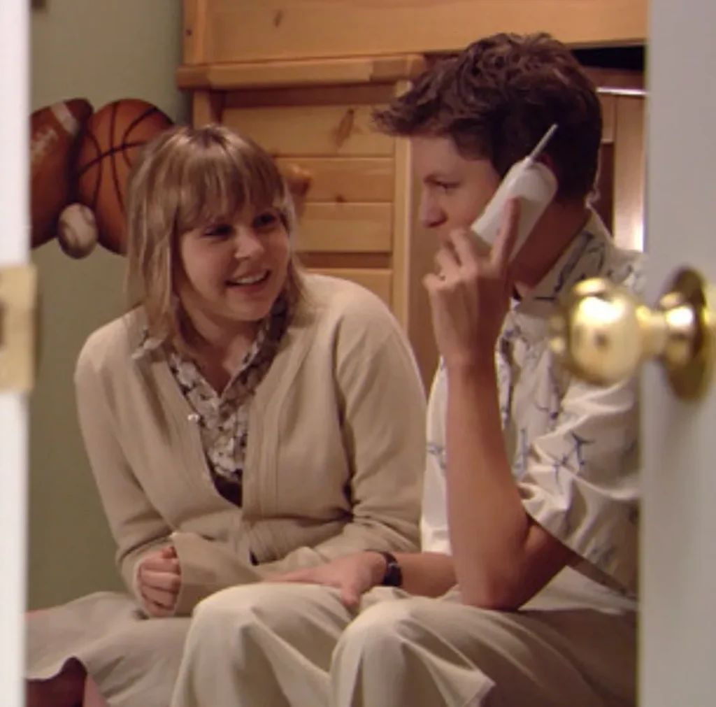 Michael Cera in Arrested Development - Illustrationsfoto des Artikels Vermögen Michael Cera