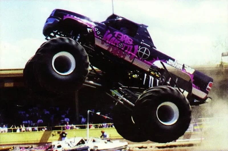 Monster Trucks Bret Hart - Illustratiefoto van het artikel Vermogen Bret Hart