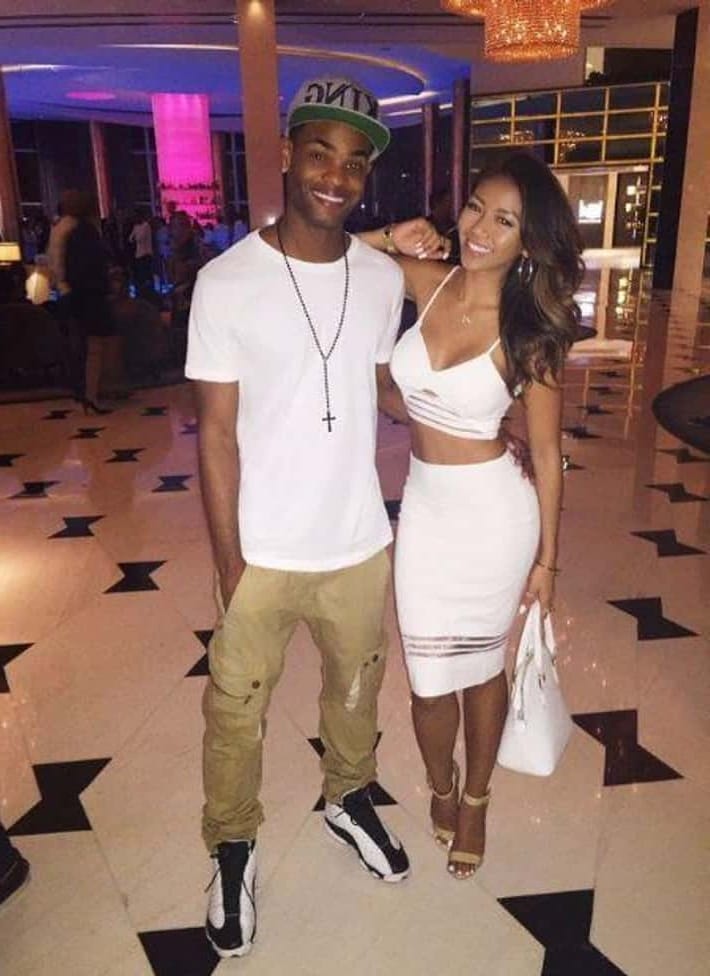 Andrew B. Bachelor Petite amie