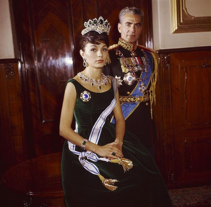 Sterke Vrouw Farah Diba