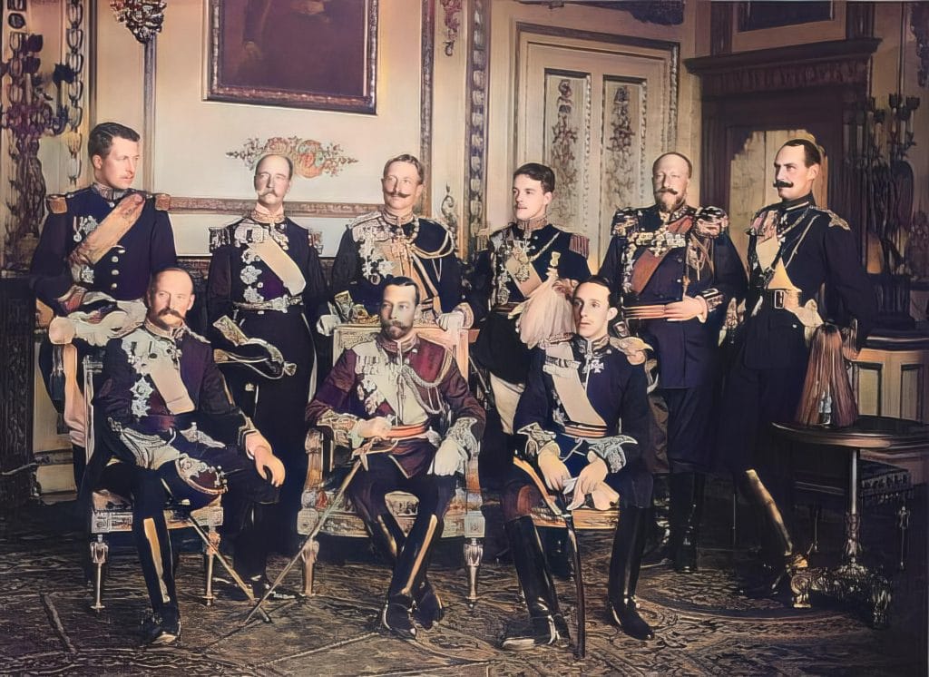 Les 9 rois d'Europe se réunissent pour la première et unique fois pour une photographie lors des funérailles du roi Édouard VII à Londres. 20 mai 1910