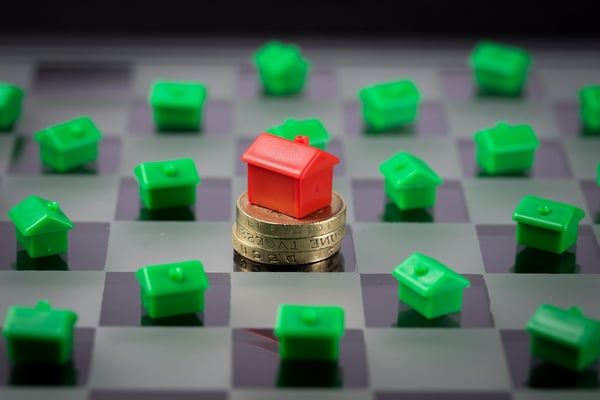 Ségolène Frère et les 4 Générations: Nouvelle Garde de l’Empire Belge avec Ian Gallienne