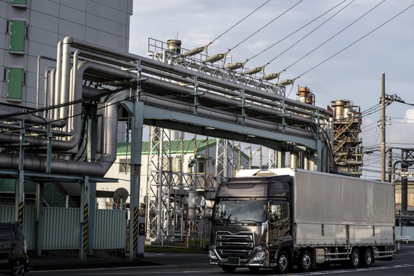 Famille Maas: Dynastie à 1 Milliard d’Euros dans le Commerce Chimique Mondial