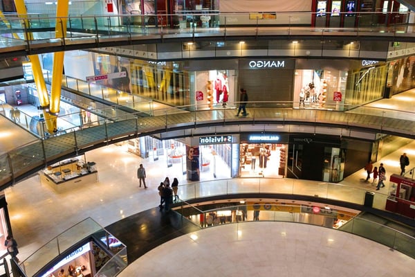 Famille Tans: Ascension à 193 Millions d’Euros dans le Secteur Immobilier Belge