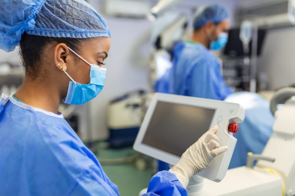 Fabrice Brion et Arnaud Stievenart font fortune avec I-Care: Révolution dans la Maintenance Prédictive 490M