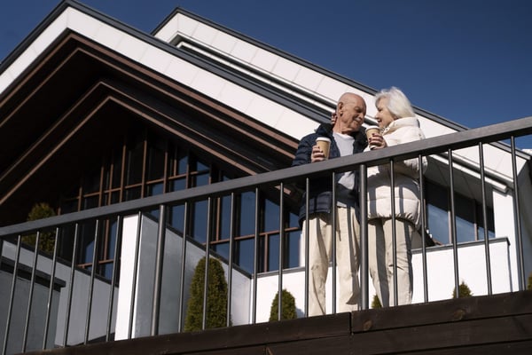 Frank Bamelis et Bart Vanderschrick : L’Empire Titanesque de 41 Millions d’Euros dans les Soins aux Seniors