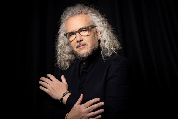 Yvan Cassar : Le Maestro aux Multiples Talents de la Musique Française en 2025