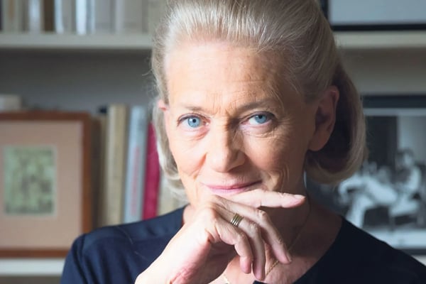 Elisabeth Badinter Fortune : L’Héritage Intellectuel et Financier d’une Philosophe Influente