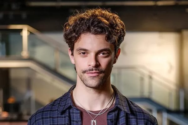 Jacob Fortune-Lloyd: L’Acteur Britannique en Pleine Ascension