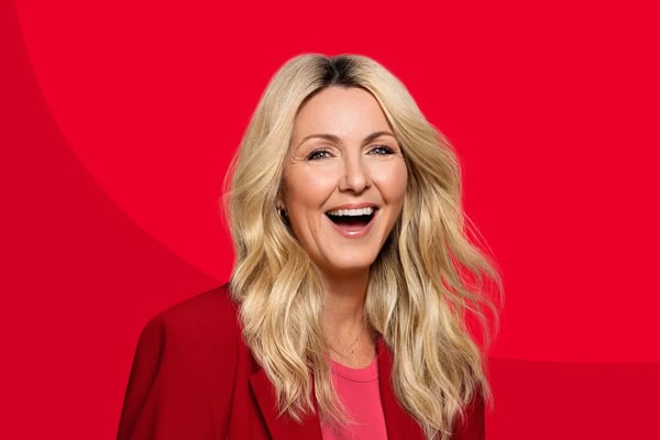 Véronique Cloutier Fortune : L’animatrice Québécoise Dévoile son Empire Médiatique