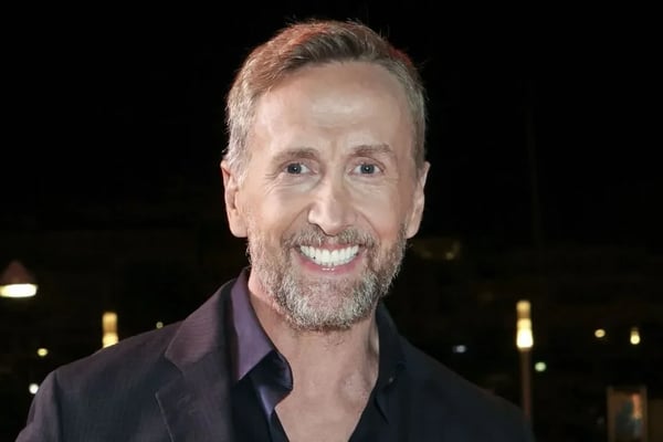 Fortune Philippe Caverivière : L’humoriste français dévoile son parcours vers le succès