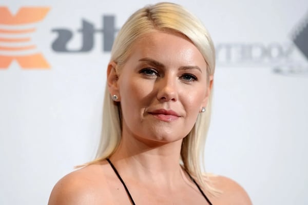 Elisha Cuthbert Fortune : La Fortune Impressionnante de l’Actrice Canadienne en 2025