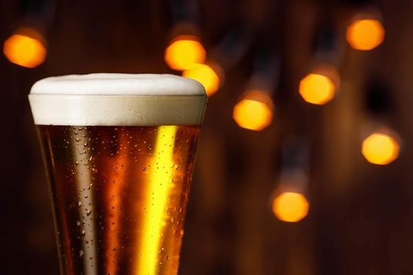 Alexandre Van Damme: Profiel van een discrete en machtige investeerder, de rijkste van België