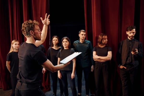 Chris Van den Durpel: De Belgische imitatie- en comedyster van €8 miljoen