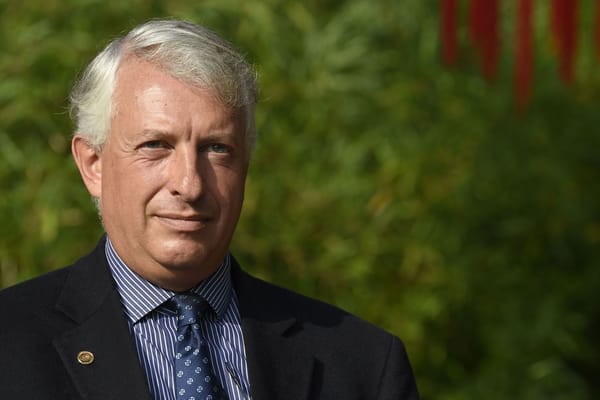 Eric Domb: Een fortuin van meer dan €127 miljoen dankzij Pairi Daiza