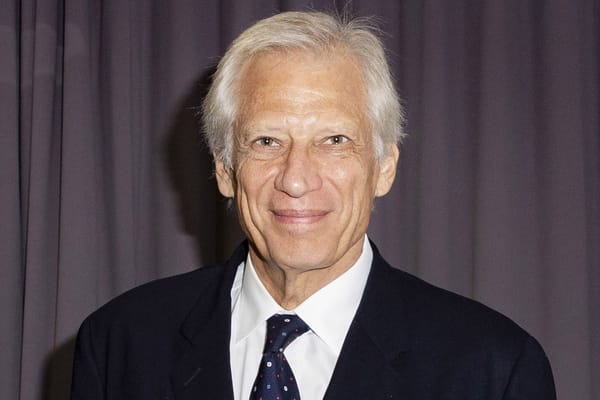 Dominique de Villepin : Een Prestigieuze Carrière en een Aanzienlijk Fortuin in 2025