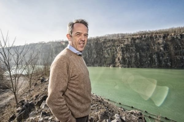 Familie Collinet: vermogen van €1,9 miljard en leiderschap van Carmeuse in de kalksteenindustrie