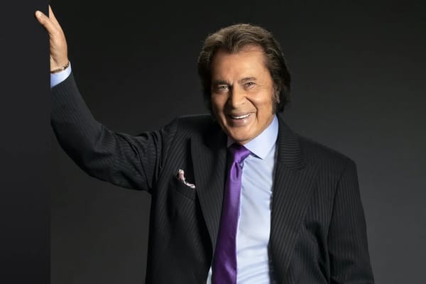 Engelbert Humperdinck de best betaalde zanger ter wereld in 2025: een geschat fortuin van 95 miljoen dollar
