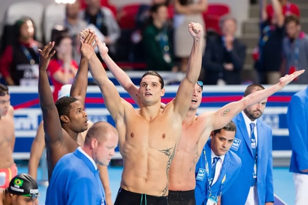 De 10 Rijkste Zwemmers van Frankrijk : Vermogensranglijst 2026