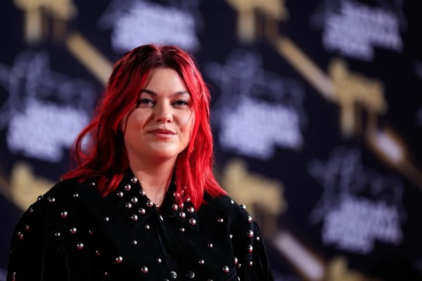 Fortune Louane: de Franse zangeres onthult haar inspirerende carrièrepad