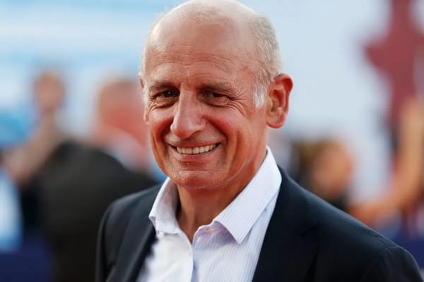 Fortuin Jean-Michel Aphatie: Analyse van de carrière en rijkdom van de Franse politieke journalist