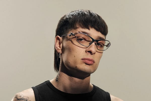 Peso Pluma Netto Waarde: De Indrukwekkende Erfenis van de Mexicaanse Zangeres in 2025