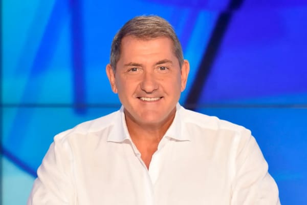 Vermogen Yves Calvi: Het Indrukwekkende Parcours van de Franse Journalist in 2025