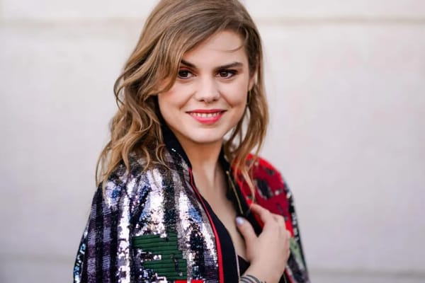 Fortune Coeur de Pirate: Analyse van het muzikale traject en het financiële succes van de kunstenaar uit Quebec