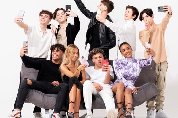 De 13 Rijkste TikTokkers van Frankrijk: Ranglijst 2026 van Vermogens.