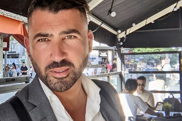 Hakim Benotmane Fortune : De la restauration à l’immobilier, son parcours et sa réussite en 2026