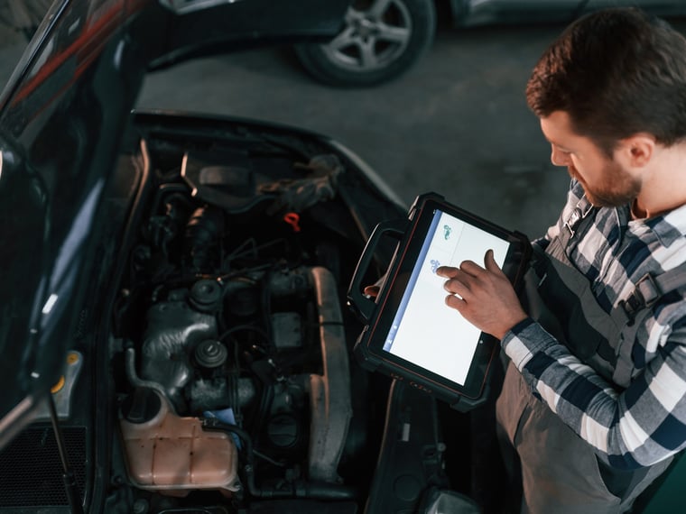 Oswald Van Damme: Pionier der TÜV-Zentren mit 43 Millionen Euro Vermögen