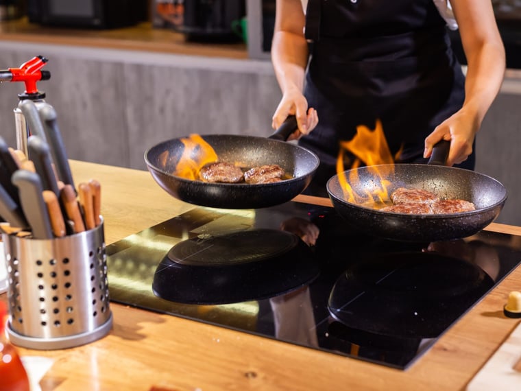 67 Millions : L’Empire Vanthoor – De la Cuisine à la Piste de Course