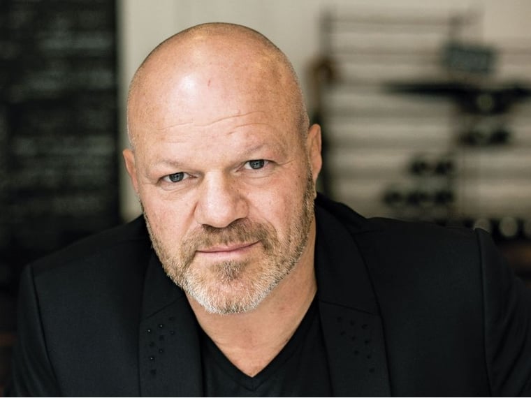 Das Vermögen von Philippe Etchebest in 2025: Seine Einnahmequellen und Investitionen