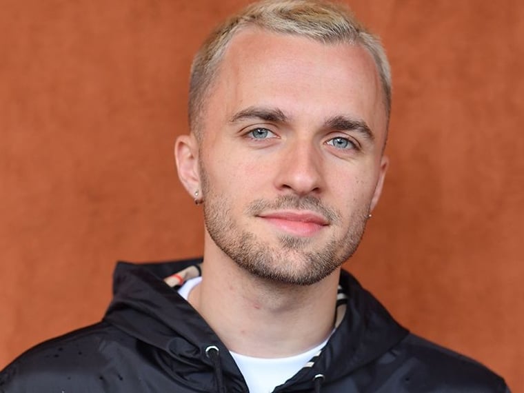 Squeezie: From Video Game Enthusiast to 36 Million Euro Fortune in 4 Steps