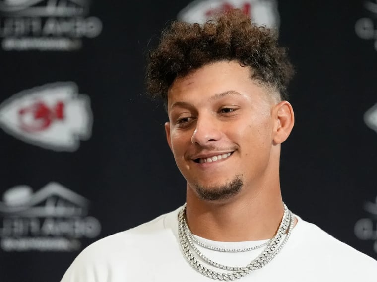 Patrick Mahomes Salaire : Le Quarterback des Chiefs Parmi les Mieux Payés de la NFL