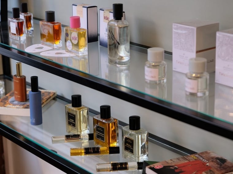 Die 5 meistverkauften Damenparfums in Frankreich - Damenparfum-Rangliste 2025