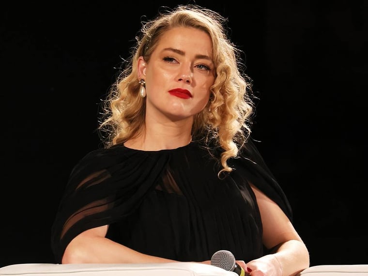 Amber Heard : Vermögen, Nettowert & Einnahmen in 2025