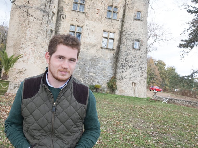 Fortune De Nicolas Chenivesse En 2025 : Jeune Entrepreneur Et Restaurateur Du Patrimoine