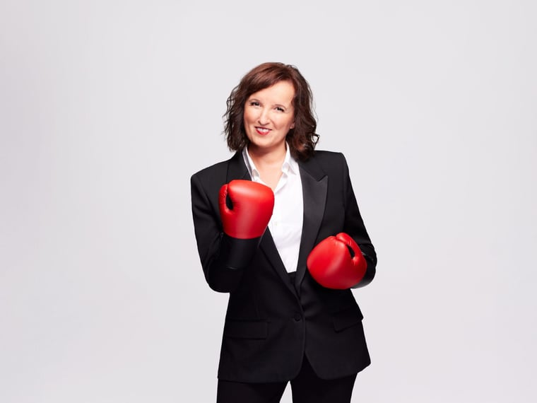 Anne Roumanoff : De “La Classe” À 33 Millions D’Euros, L’Incroyable Parcours D’Une Reine De L’Humour