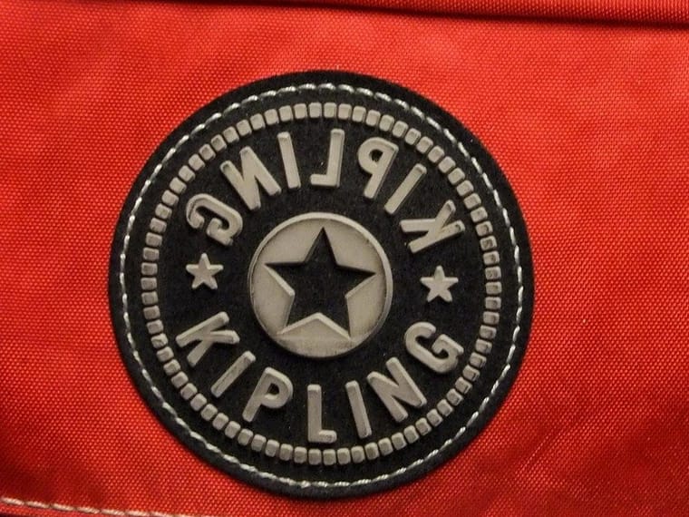 Tony Gram: Stratège d’Entreprise et le Retournement de Kipling – 183M€ de Succès Controversé