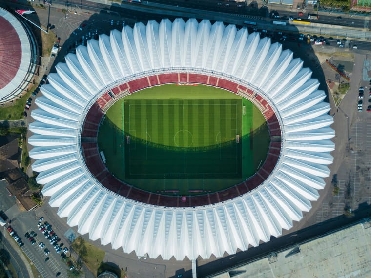 Paul Gheysens: Vision Immobilière de 700 Millions et Passion du Football