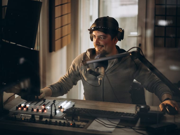 Piet Roelen: From Marshalsea to Music Magnate with 30 Million Euros