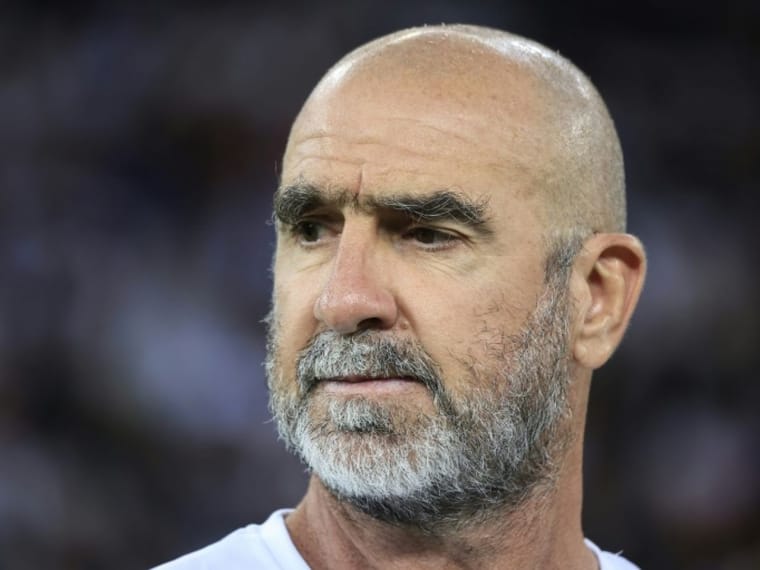 Vom Fußballer zum Schauspieler: Wie Éric Cantona ein Vermögen von 54 Millionen Euro erwirtschaftete