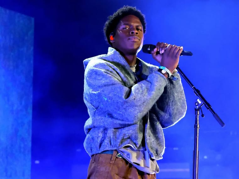 Daniel Caesar Vermögen : Das Vermögen des kanadischen Sängers in 2025