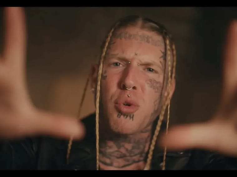 Tom MacDonald Vermogen : De Financiële Waarde van de Hip-Hop Artiest in 2025