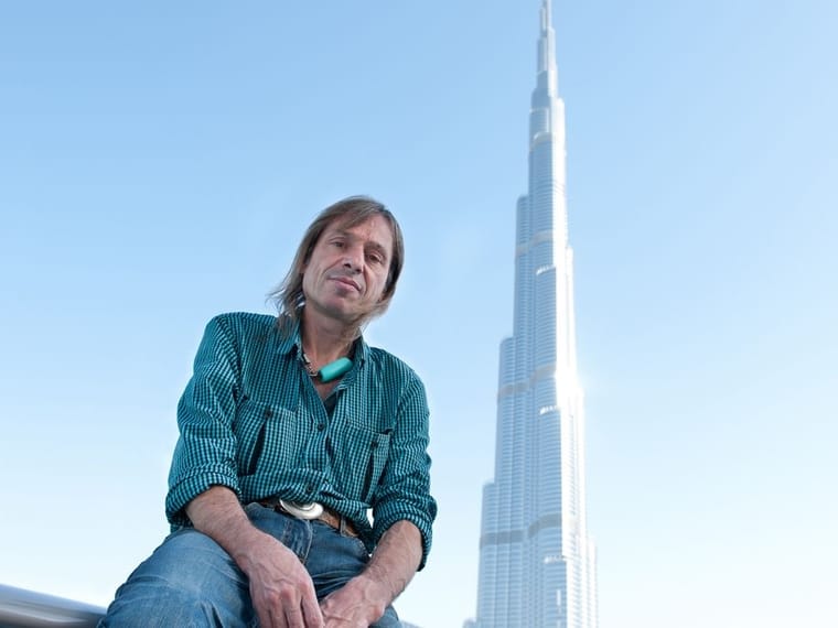 Vermogen Van Alain Robert In 2025 : De « Franse Spiderman » Van Het Stedelijk Klimmen