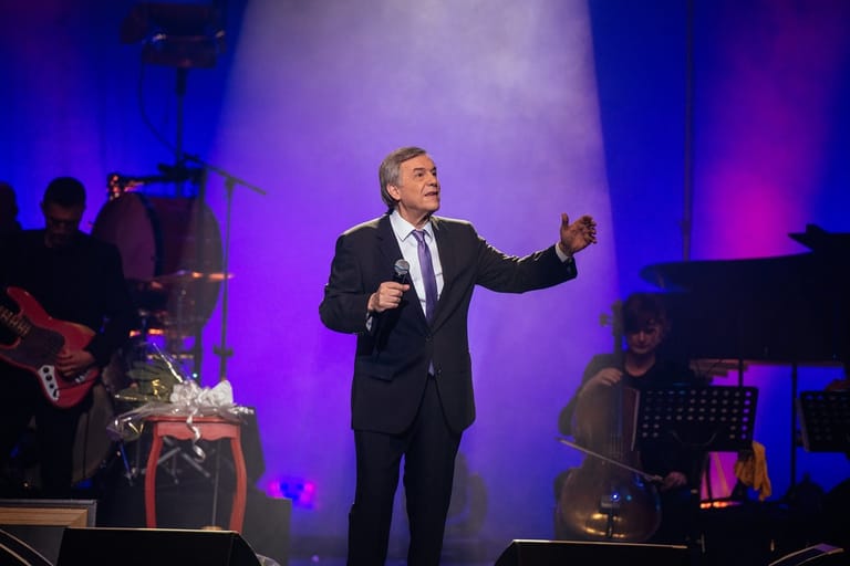 Salvatore Adamo: 90 Millionen universelle Stimmen