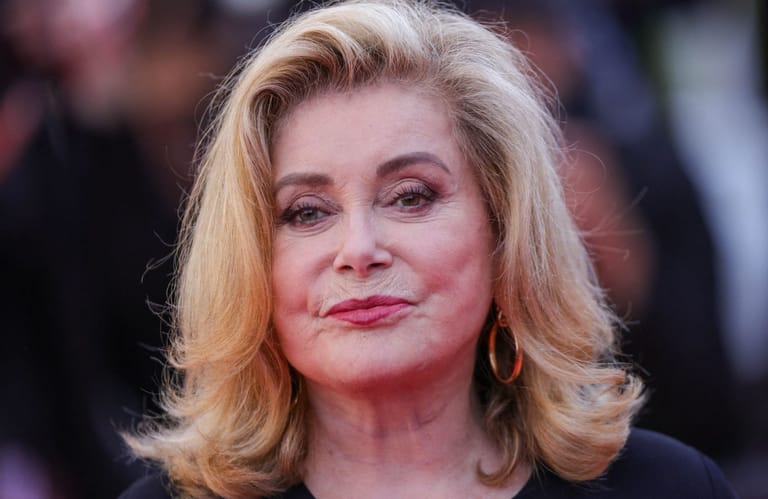 Wie Catherine Deneuve in 60 Jahren Karriere 94 Millionen Euro anhäufte