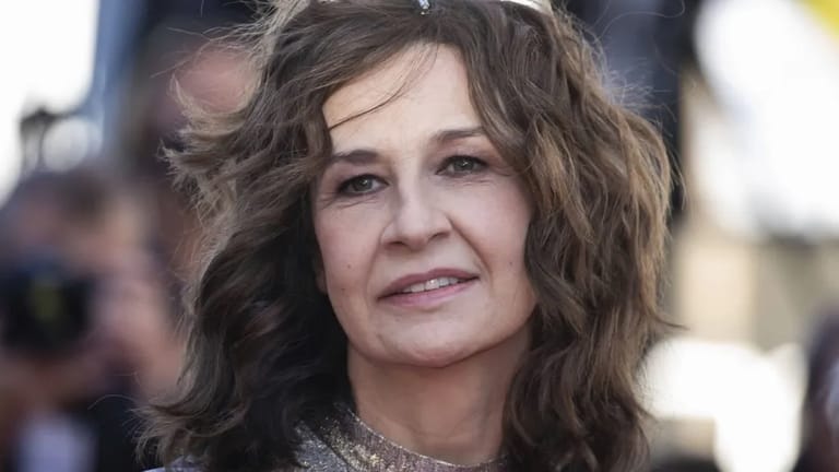 Valérie Lemercier : Comment Elle a Construit une Fortune de 15 M€ dans le Cinéma et le Théâtre