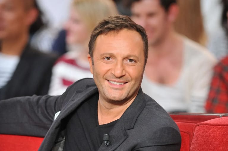 Fortune Arthur (Jacques Essebag): Der beeindruckende Werdegang des Starmoderators von TF1